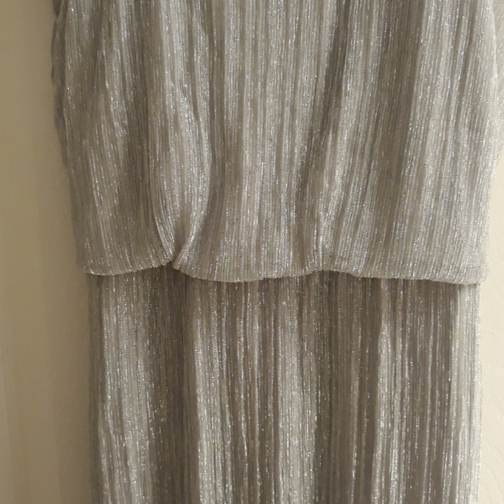 MSK Gray formal gown - Picture 4 of 5